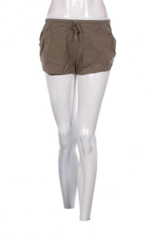 Damen Shorts H&M Divided, Größe S, Farbe Grün, Preis € 7,99