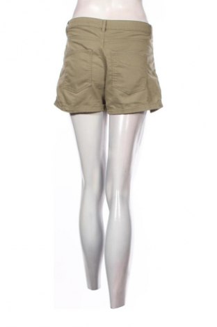 Dámske kraťasy  H&M Divided, Veľkosť L, Farba Zelená, Cena  9,95 €