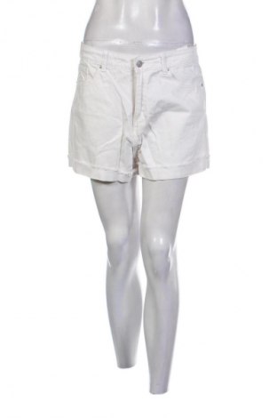 Damen Shorts Haily`s, Größe L, Farbe Weiß, Preis € 17,39