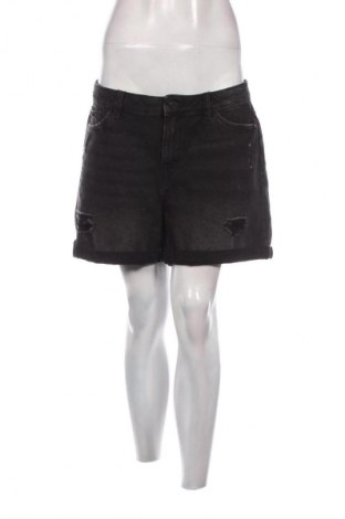 Damen Shorts Noisy May, Größe L, Farbe Schwarz, Preis € 39,40