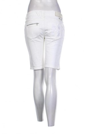 Damen Shorts ONLY, Größe M, Farbe Weiß, Preis € 8,99