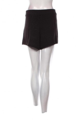 Damskie szorty ONLY, Rozmiar M, Kolor Czarny, Cena 150,99 zł
