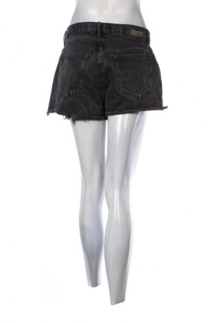 Damen Shorts Pull&Bear, Größe L, Farbe Schwarz, Preis € 7,99