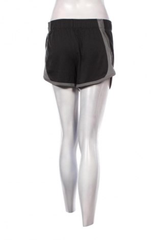 Pantaloni scurți de femei Reebok, Mărime M, Culoare Negru, Preț 115,99 Lei