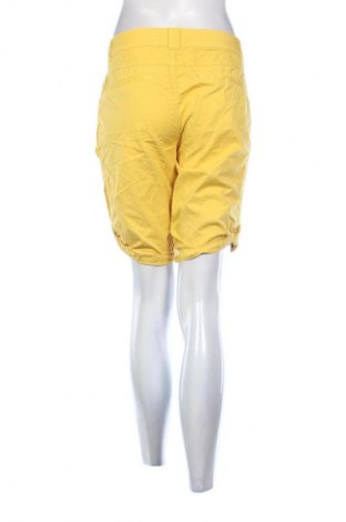 Damen Shorts S.Oliver, Größe M, Farbe Gelb, Preis € 14,99