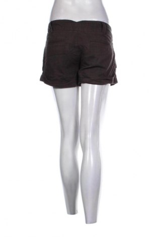 Damen Shorts Stradivarius, Größe M, Farbe Mehrfarbig, Preis € 7,99
