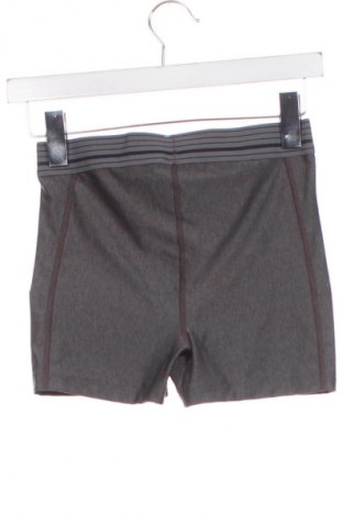 Pantaloni scurți de femei Under Armour, Mărime XS, Culoare Multicolor, Preț 115,99 Lei