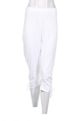 Дамски клин Bpc Bonprix Collection, Размер 3XL, Цвят Бял, Цена 19,99 лв.