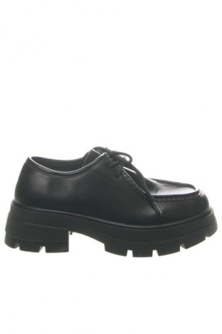 Încălțăminte de damă Cropp, Mărime 40, Culoare Negru, Preț 84,99 Lei