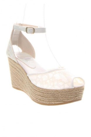 Încălțăminte de damă Guess, Mărime 36, Culoare Alb, Preț 178,99 Lei