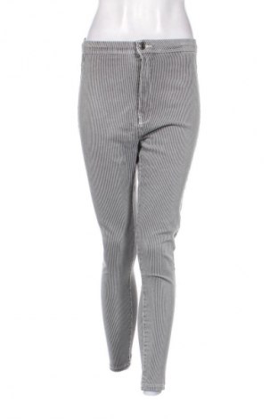 Damenhose Bershka, Größe L, Farbe Mehrfarbig, Preis 18,99 €