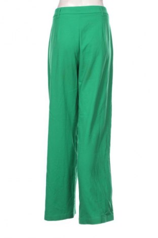 Damskie spodnie Bershka, Rozmiar M, Kolor Zielony, Cena 95,99 zł