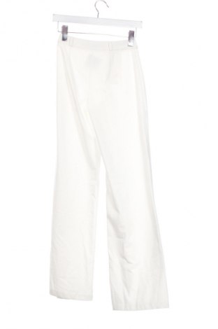Дамски панталон Bershka, Размер XXS, Цвят Бял, Цена 48,99 лв.