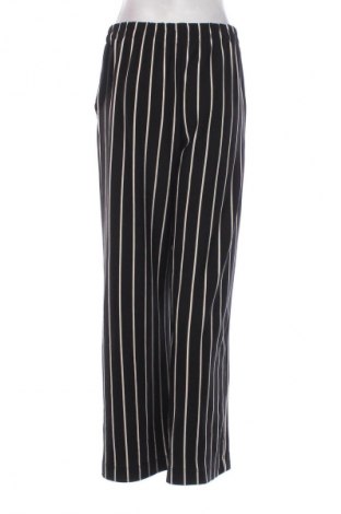 Dámske nohavice Bershka, Veľkosť M, Farba Viacfarebná, Cena  12,95 €