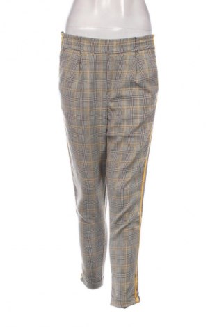 Damenhose Bershka, Größe S, Farbe Mehrfarbig, Preis € 14,77