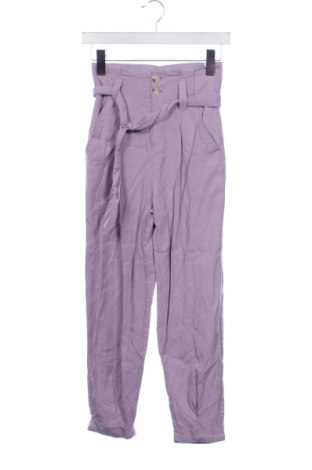 Damenhose Bershka, Größe XS, Farbe Lila, Preis € 16,99