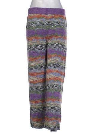 Pantaloni de femei Desigual, Mărime L, Culoare Multicolor, Preț 108,99 Lei
