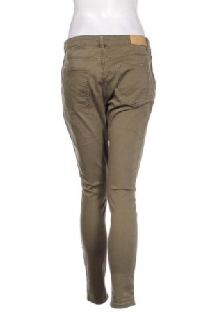 Damenhose Edc By Esprit, Größe M, Farbe Grün, Preis € 21,00
