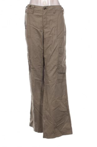 Дамски панталон Esprit, Размер XL, Цвят Зелен, Цена 41,99 лв.
