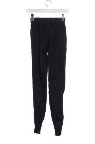 Női nadrág Guess, Méret XS, Szín Fekete, Ár 14 972 Ft