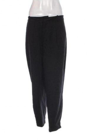 Pantaloni de femei Kaffe, Mărime L, Culoare Negru, Preț 316,99 Lei