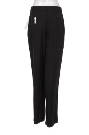 Damenhose NA-KD, Größe M, Farbe Schwarz, Preis 64,99 €