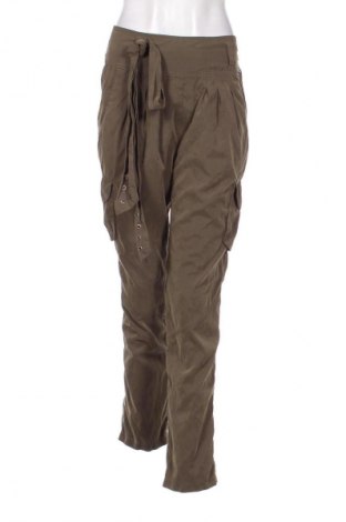 Damenhose New Look, Größe L, Farbe Grün, Preis € 14,83