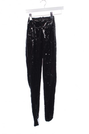 Damenhose Pretty Little Thing, Größe XXS, Farbe Schwarz, Preis € 15,99