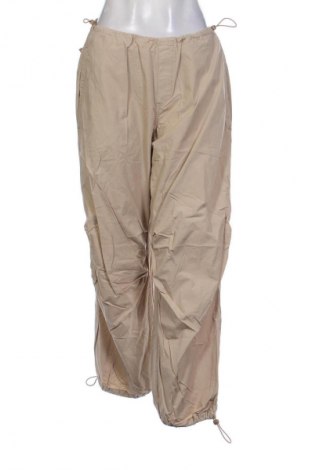 Damskie spodnie Pull&Bear, Rozmiar M, Kolor Beżowy, Cena 67,41 zł