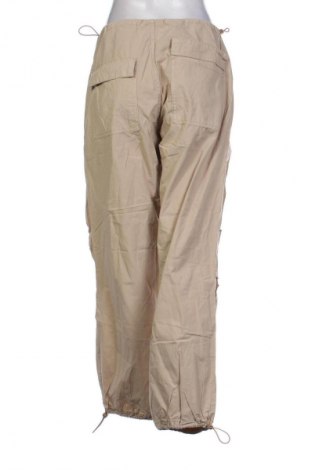 Damskie spodnie Pull&Bear, Rozmiar M, Kolor Beżowy, Cena 67,41 zł