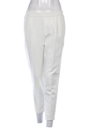 Damenhose Pull&Bear, Größe M, Farbe Weiß, Preis € 16,99