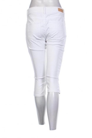 Damenhose S.Oliver, Größe S, Farbe Weiß, Preis 17,99 €
