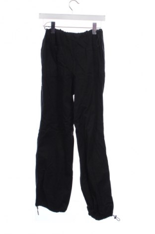 Dámské kalhoty  Stradivarius, Velikost XS, Barva Černá, Cena  319,00 Kč