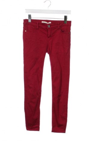 Damenhose Stradivarius, Größe M, Farbe Rot, Preis € 11,99