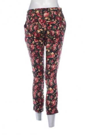 Damenhose Stradivarius, Größe M, Farbe Mehrfarbig, Preis € 15,00