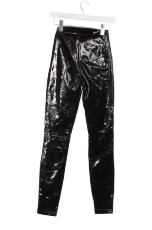 Dámské kalhoty  Stradivarius, Velikost XS, Barva Černá, Cena  199,00 Kč