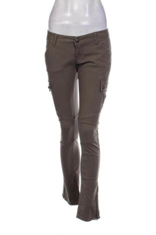 Damenhose True, Größe M, Farbe Grün, Preis € 21,00