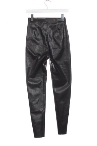Дамски панталон Zara, Размер XS, Цвят Черен, Цена 16,99 лв.