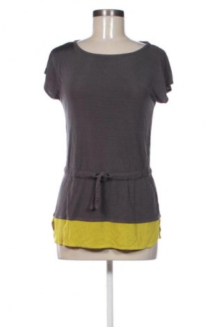 Dámský top Armani Exchange, Velikost S, Barva Šedá, Cena  609,00 Kč