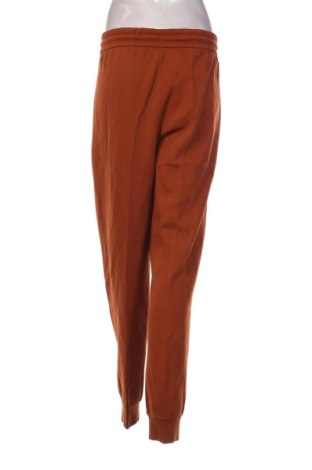 Дамско спортно долнище Calvin Klein, Размер XXL, Цвят Кафяв, Цена 174,99 лв.