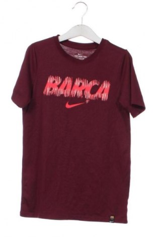 Παιδικό μπλουζάκι Nike, Μέγεθος 8-9y/ 134-140 εκ., Χρώμα Κόκκινο, Τιμή 33,53 €