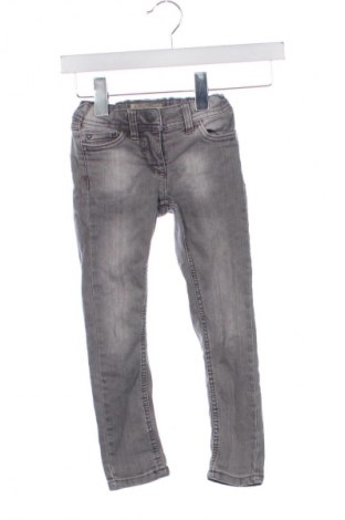 Kinderjeans Pocopiano, Größe 4-5y/ 110-116 cm, Farbe Grau, Preis € 11,99