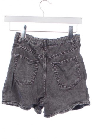 Gyerek rövidnadrág H&M, Méret 13-14y / 164-168 cm, Szín Szürke, Ár 4 373 Ft