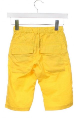 Kinder Shorts Unbranded, Größe 4-5y/ 110-116 cm, Farbe Gelb, Preis € 6,99