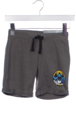 Kinder Shorts Unbranded, Größe 6-7y/ 122-128 cm, Farbe Grau, Preis € 11,76