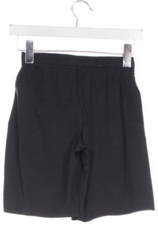 Dětské krátké kalhoty  Under Armour, Velikost 10-11y/ 146-152 cm, Barva Černá, Cena  449,00 Kč