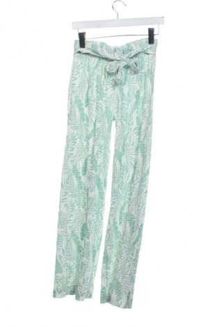 Dětské kalhoty  C&A, Velikost 14-15y/ 168-170 cm, Barva Vícebarevné, Cena  149,00 Kč