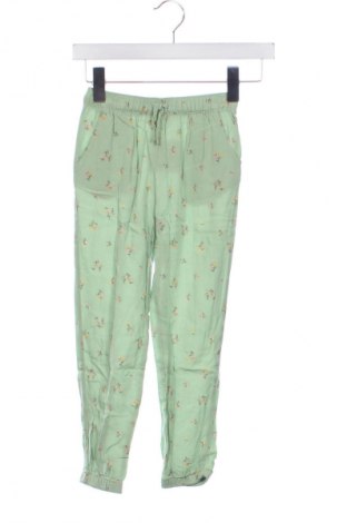 Kinderhose H&M, Größe 5-6y/ 116-122 cm, Farbe Mehrfarbig, Preis € 7,99
