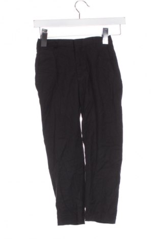 Dětské kalhoty  Izod, Velikost 6-7y/ 122-128 cm, Barva Černá, Cena  409,00 Kč