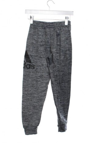Dětské tepláky Adidas, Velikost 11-12y/ 152-158 cm, Barva Vícebarevné, Cena  479,00 Kč